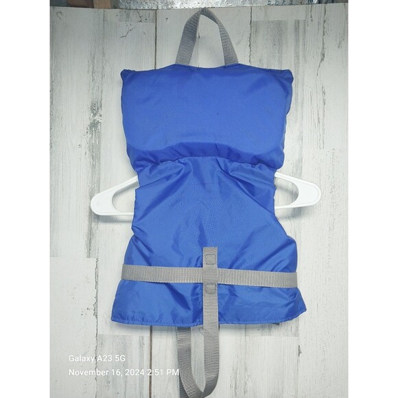 Stearns Classic Infant Life Jacket Up To 30 Lbs  14 kg Blue Gray Zipper - Picture 3 of 6